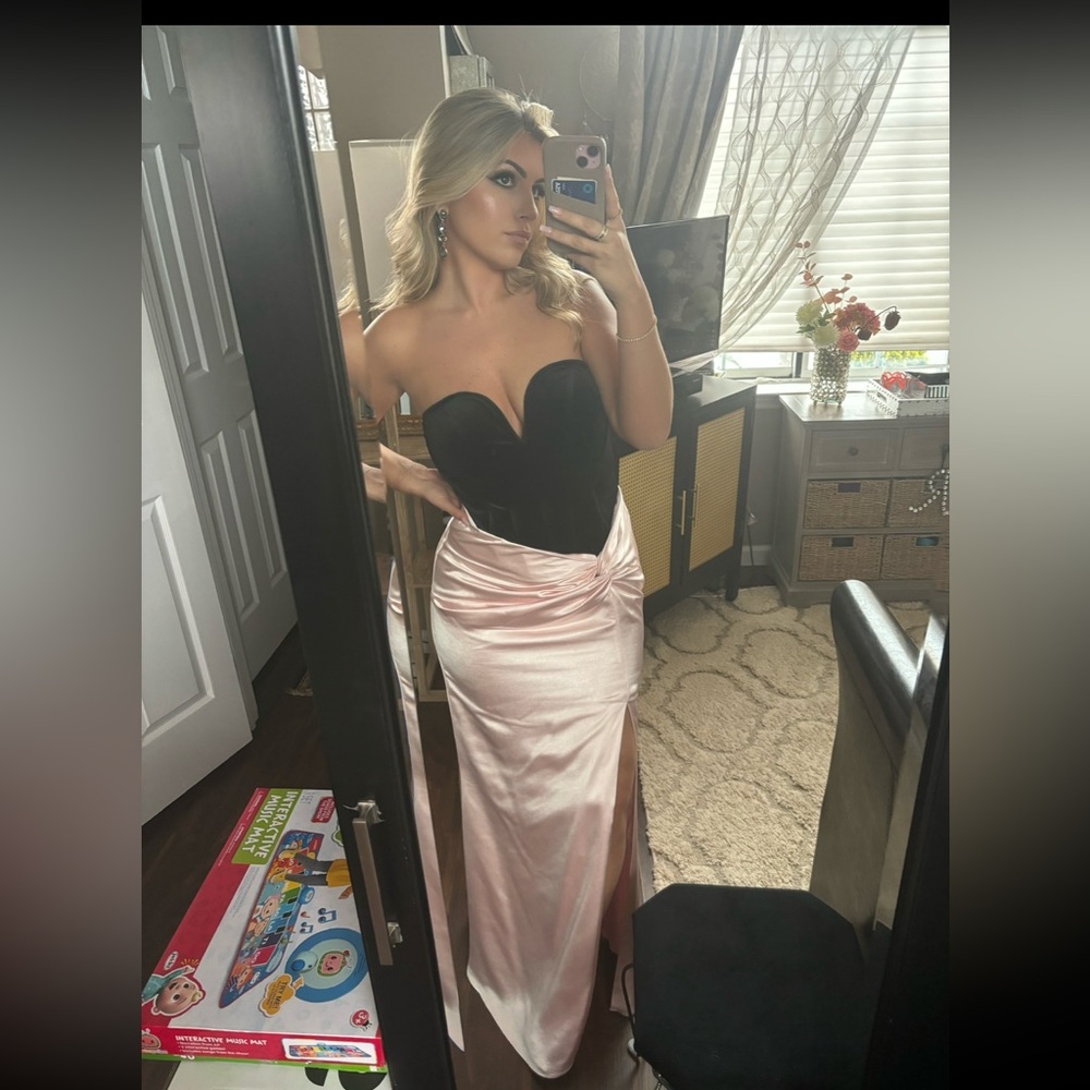 Chic Strapless Black and Pink Dress
